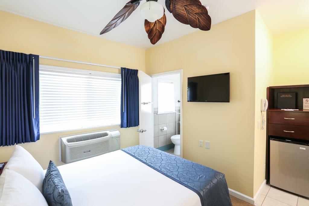 The Hotel Hollywood Los Angeles Room photo