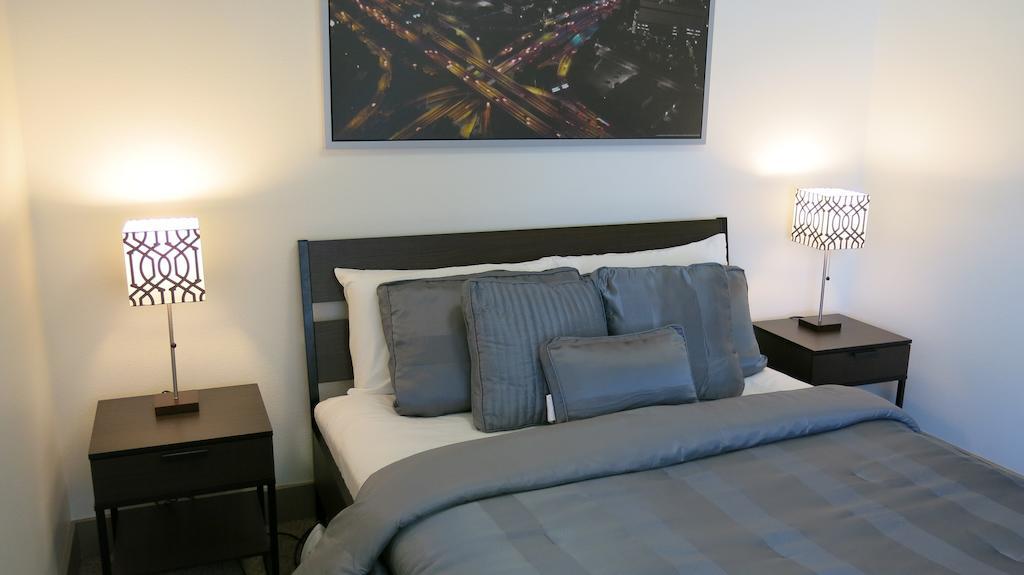 The Hotel Hollywood Los Angeles Room photo